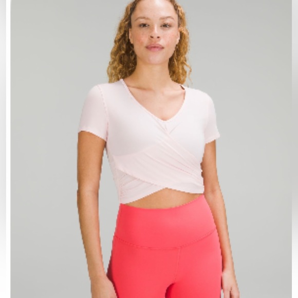 Lululemon Modal Silk Yoga Short Sleeve in Strawberry Milkshake - Picture 2 of 3